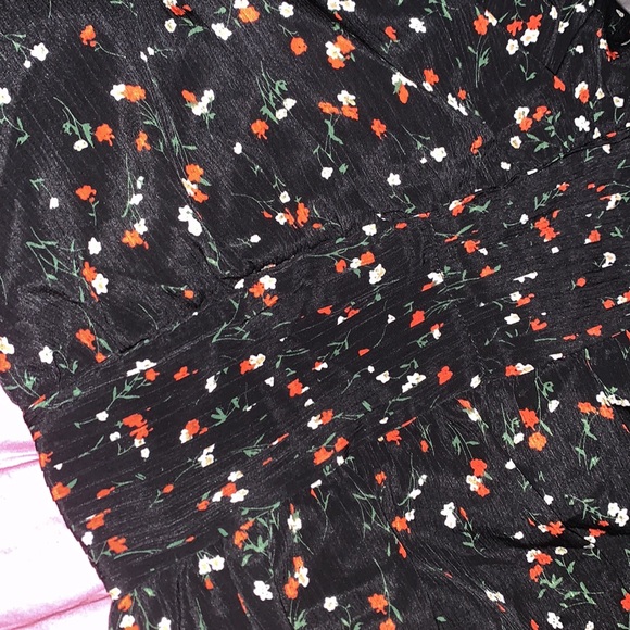 Axara Paris | V Neck Floral Black Dress Size small New - Picture 7 of 8